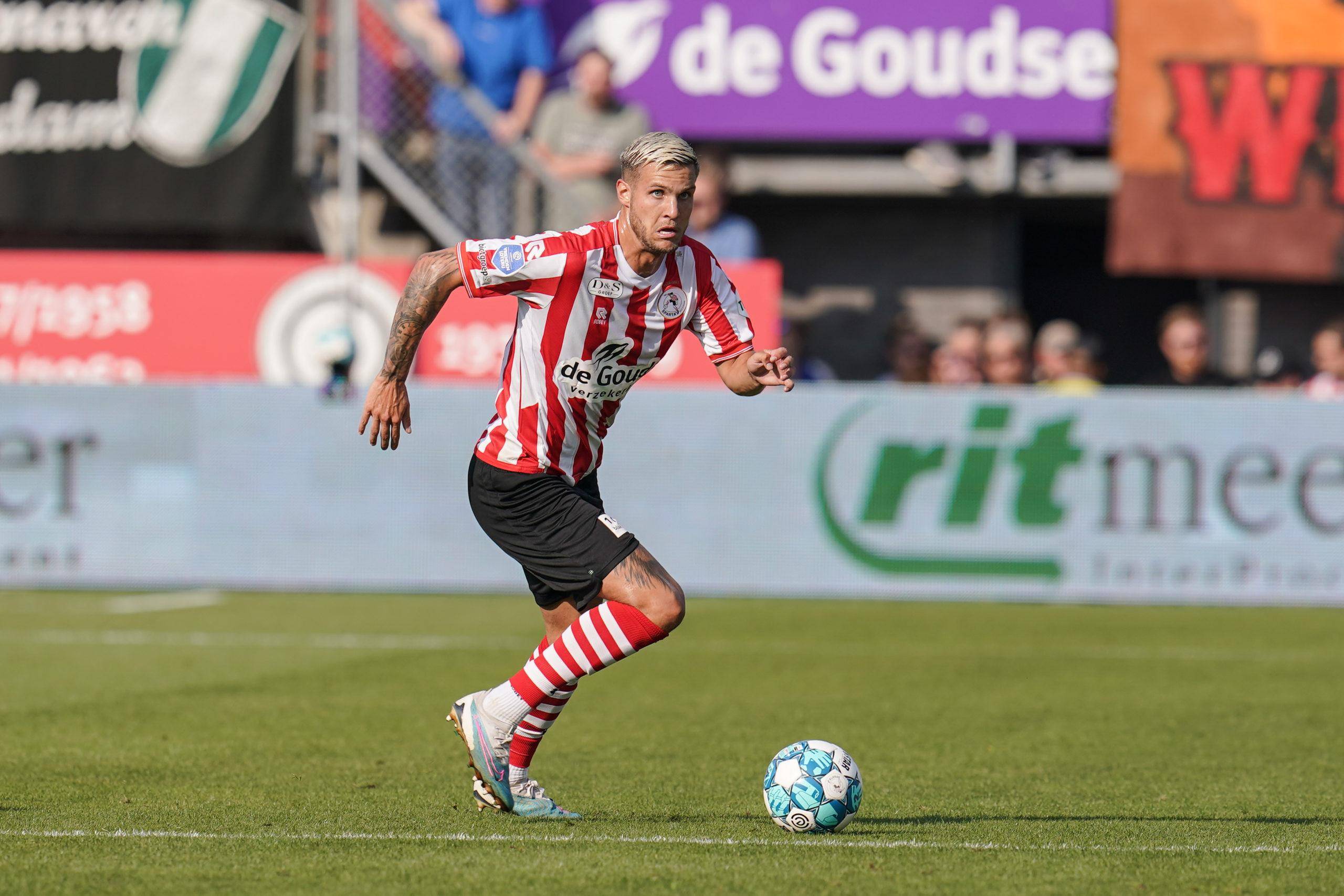 在对阵强敌 在对阵强敌