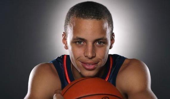 快船阵容强 快船阵容强