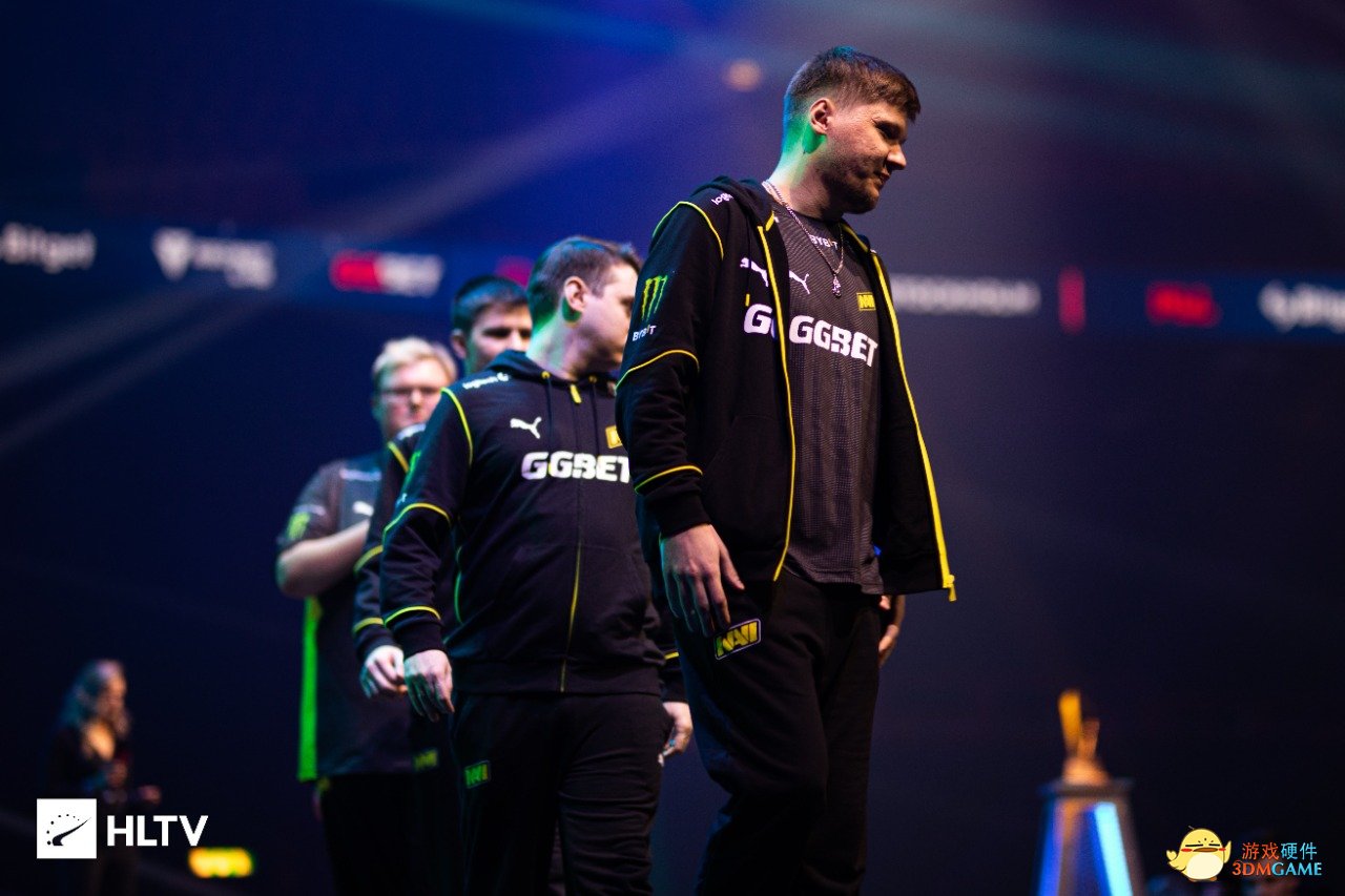 也在欧冠赛 也在欧冠赛