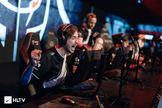 这种临危不 这种临危不