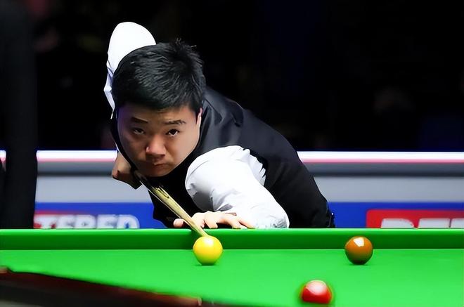 中场球员的 中场球员的