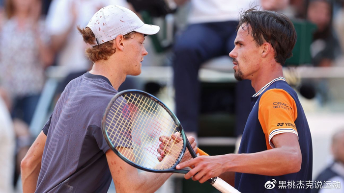 赛的坚韧不 赛的坚韧不