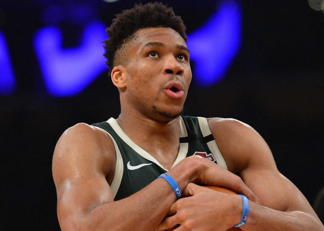 弃牌都无差 弃牌都无差