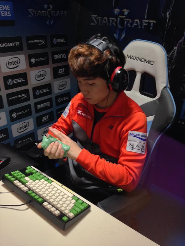 另一边是潜 另一边是潜